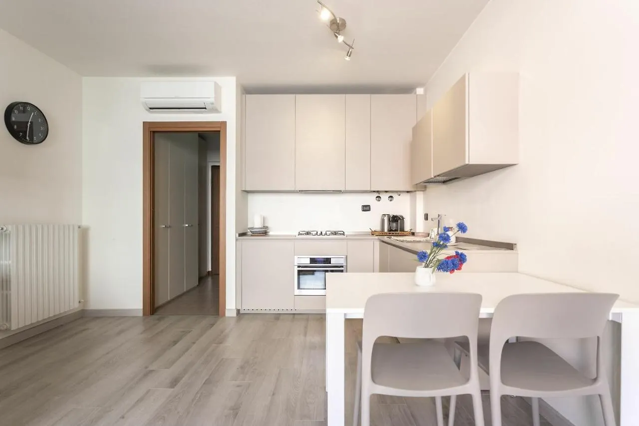 Pastorelli - With Parking - By Halldis Milano 0*,  Italien