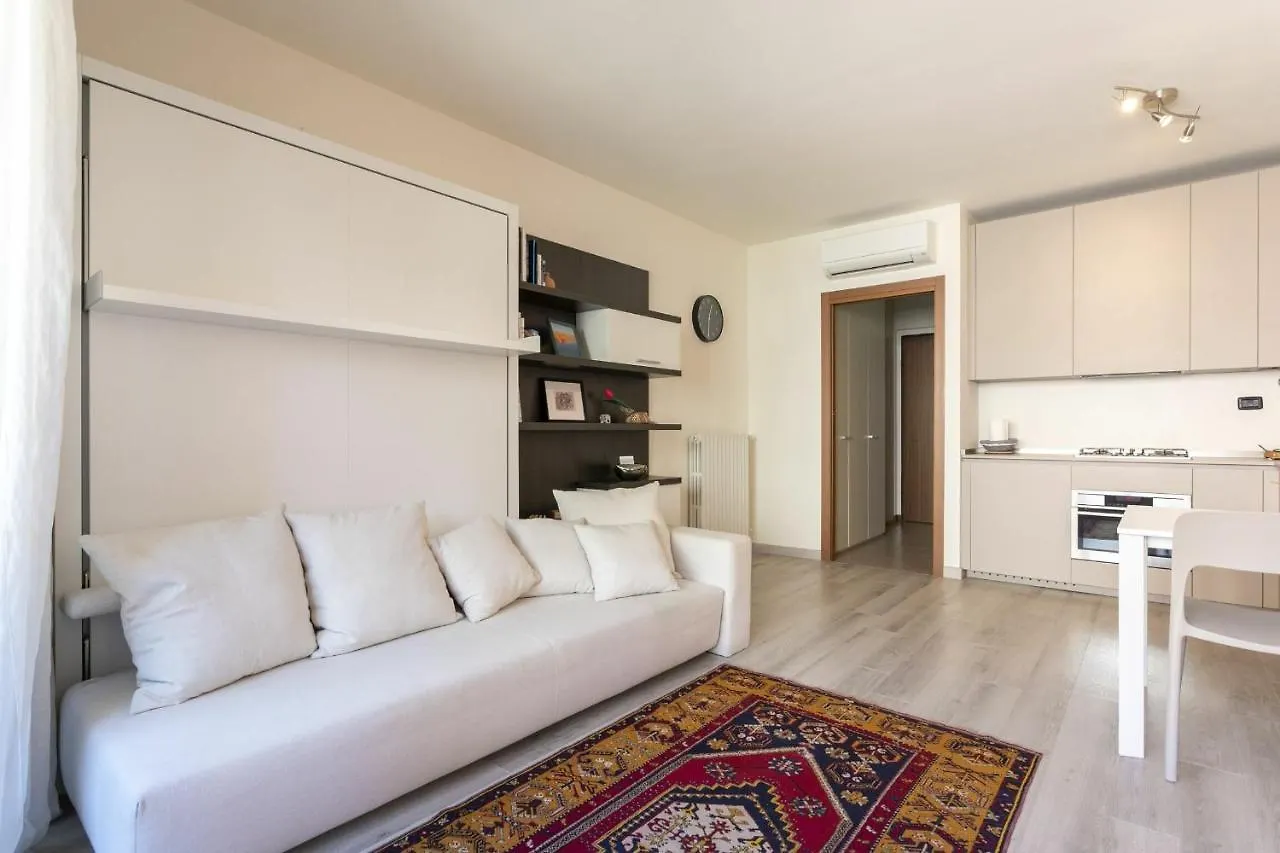 Pastorelli - With Parking - By Halldis Milánó Apartman